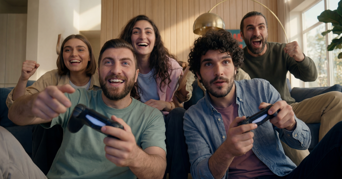 Cosmo Box - watch, play, enjoy!