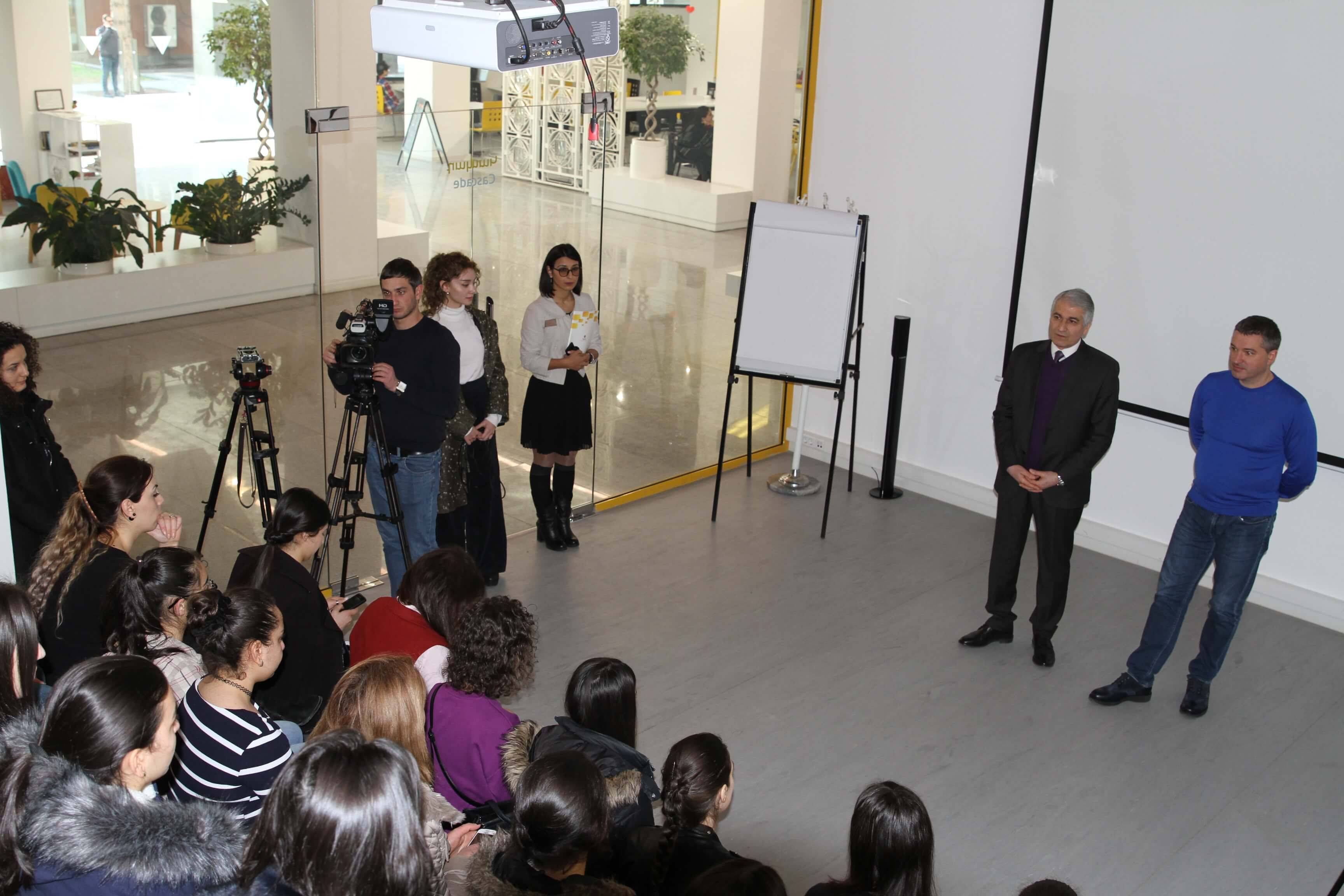 Schoolchildren visit Beeline as part of the program organized jointly with Republic Union of Employers of Armenia